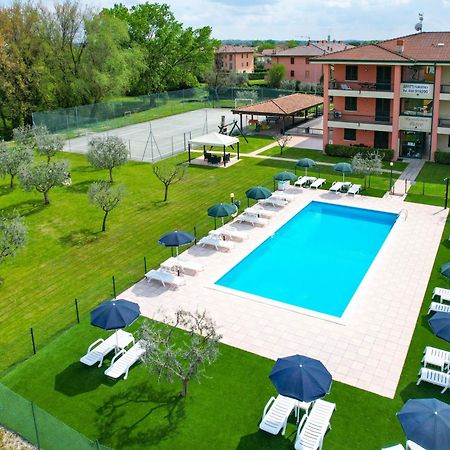 Residence Parco Sirmione Eksteriør billede
